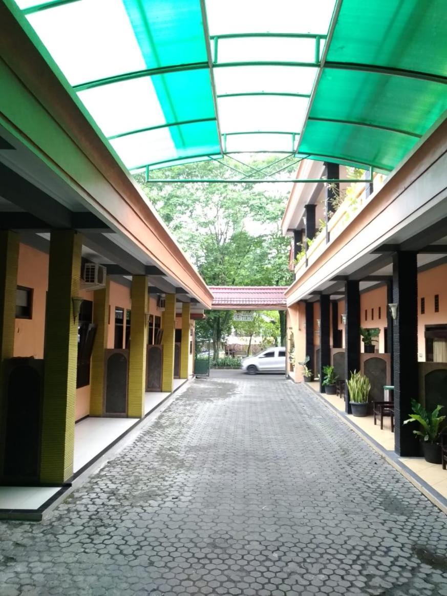 Hotel Tirto Malang Exterior foto